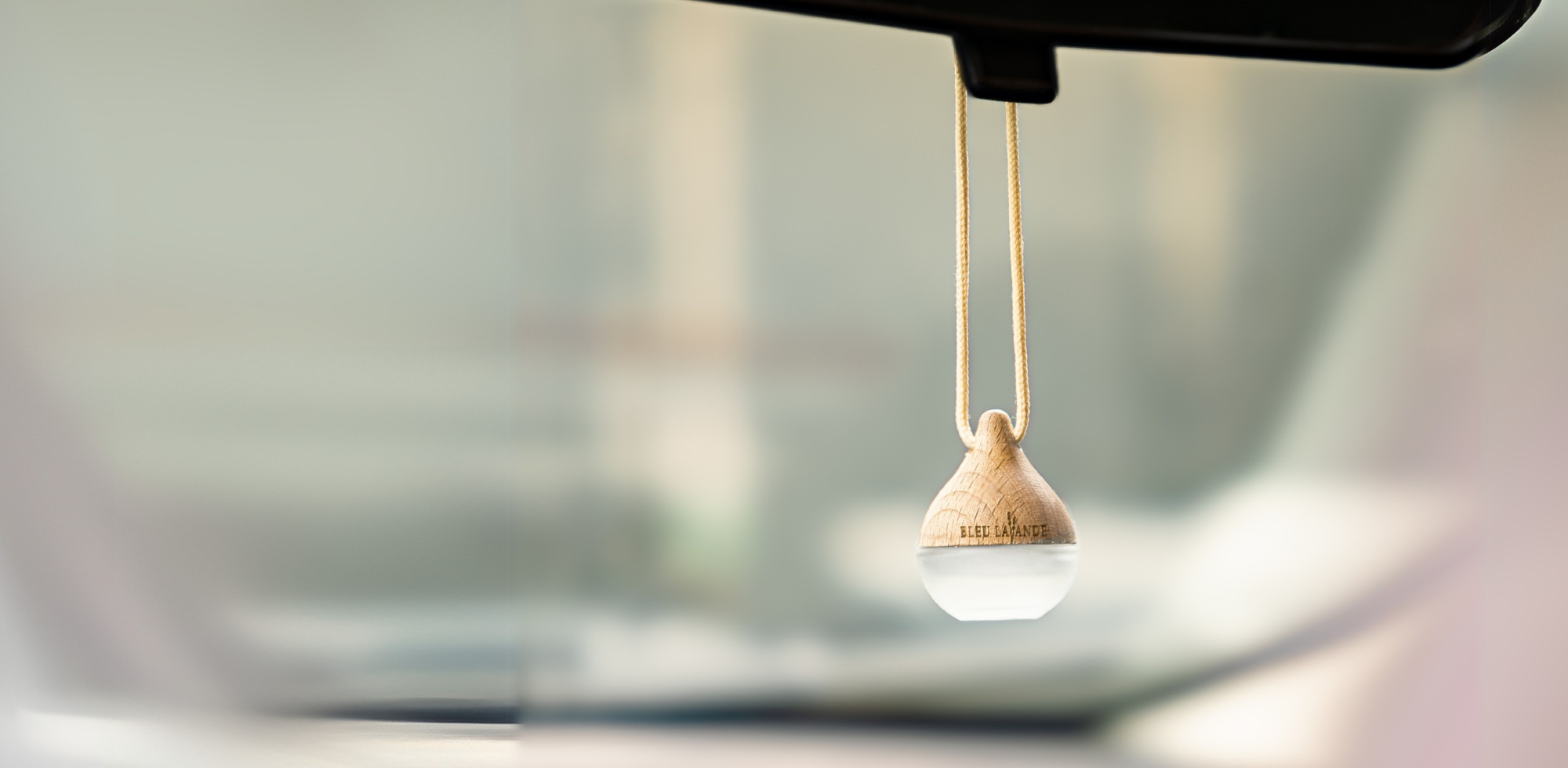 Diffuseur d'huiles essentielles Goutte de Bleu Lavande