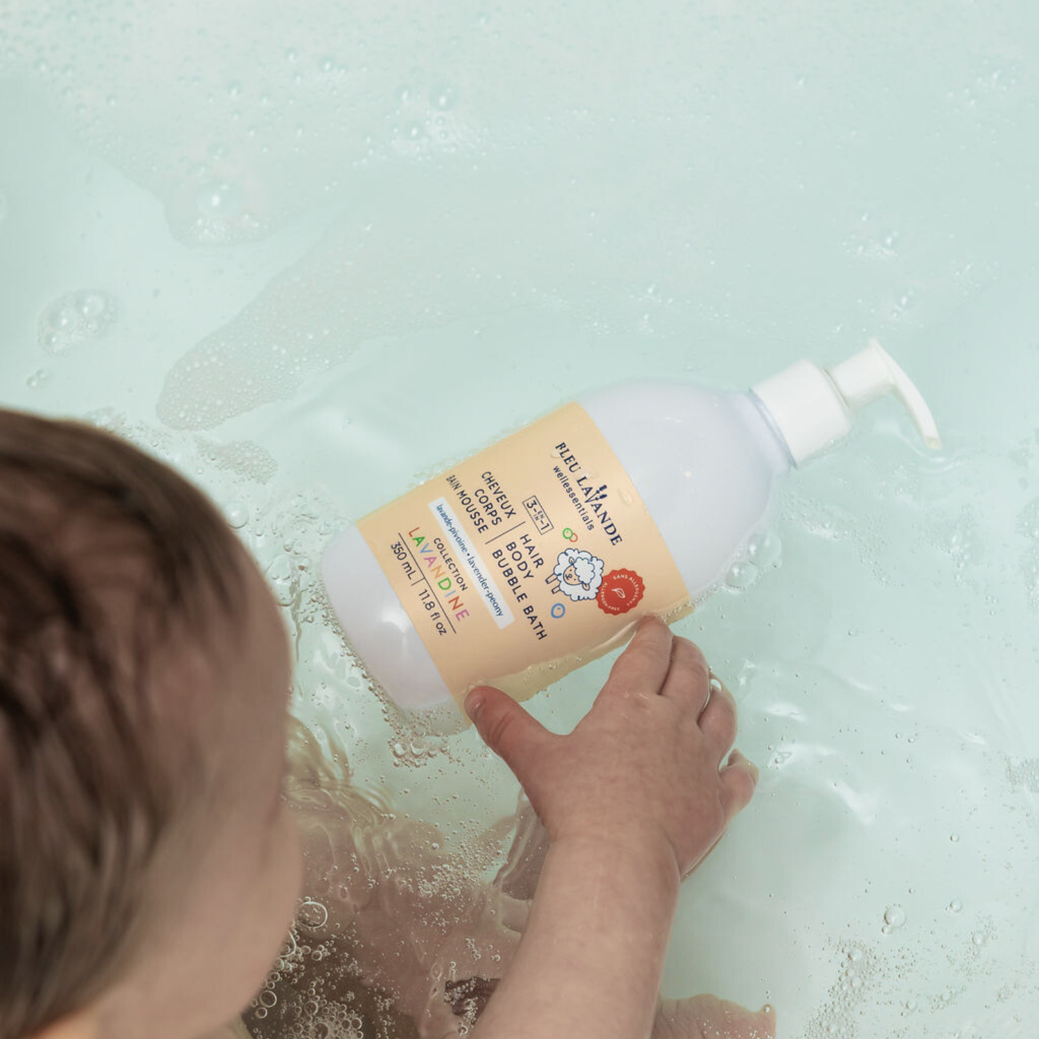 Nettoyant 3 en 1 shampooing, gel douche et bain mousse pour bébé de la Collection Lavandine