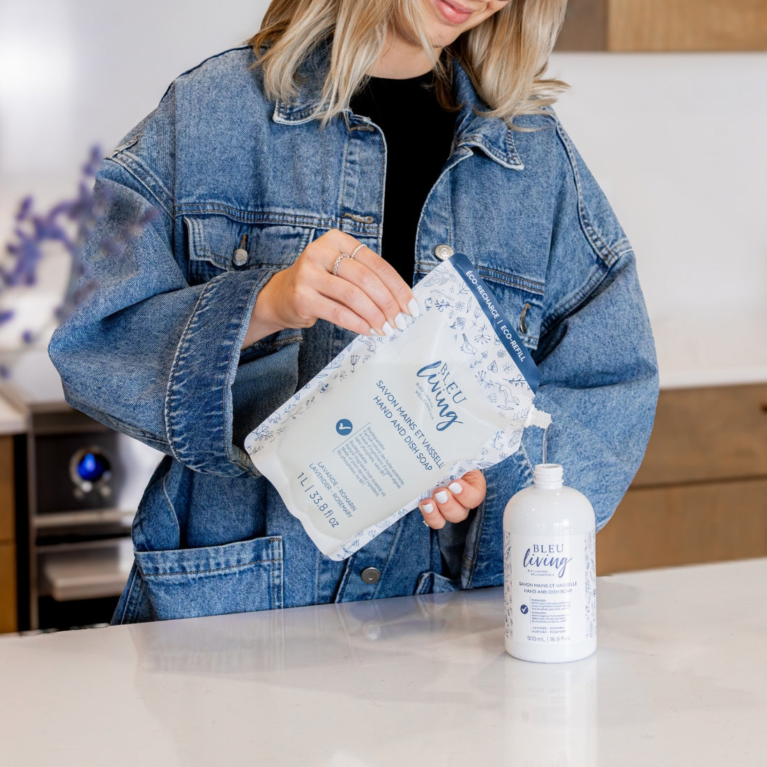 Produits ménagers naturels biodégradables lavande et romarin