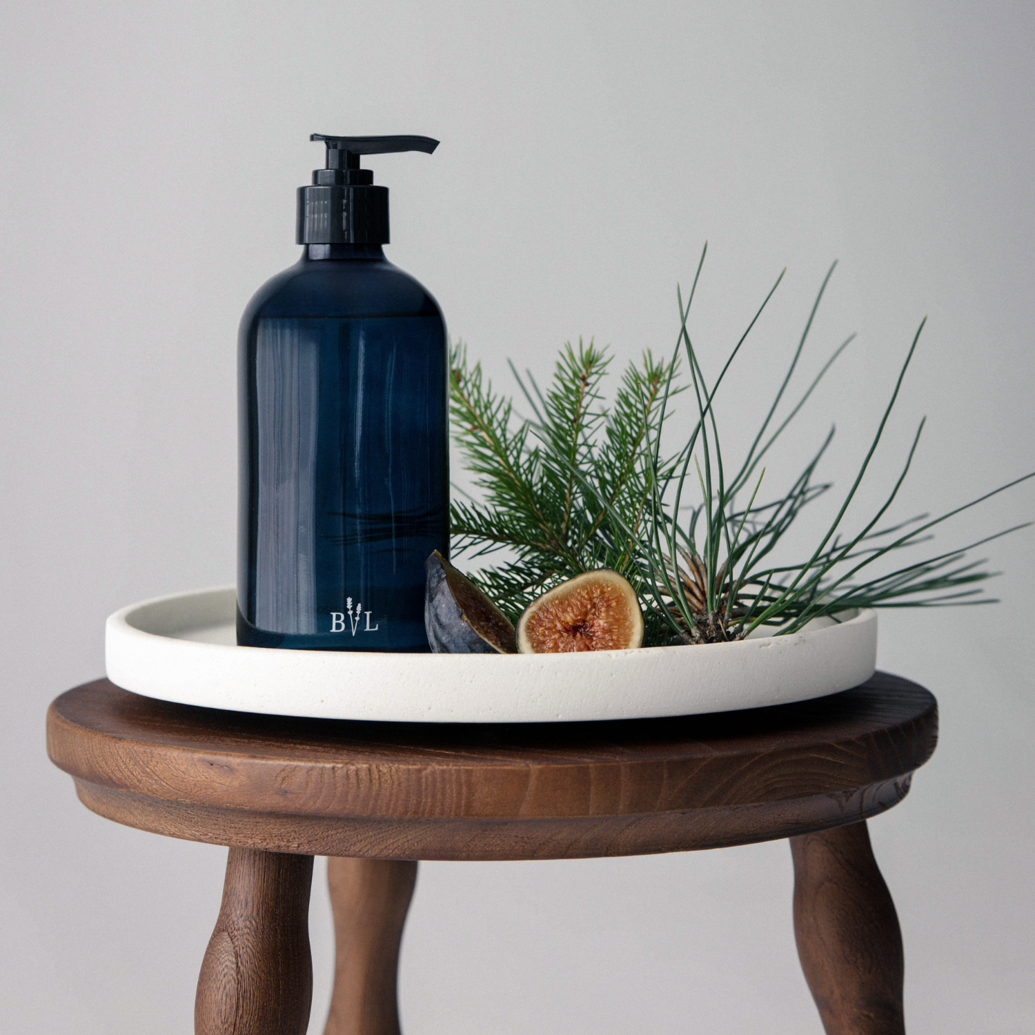 Savon à mains en verre bleu lavande, boisé et figue