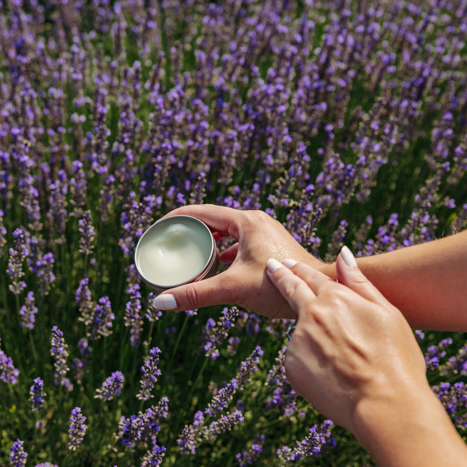 Baume ultra hydratant et apaisant pour la peau sèche et craquelée à la lavande