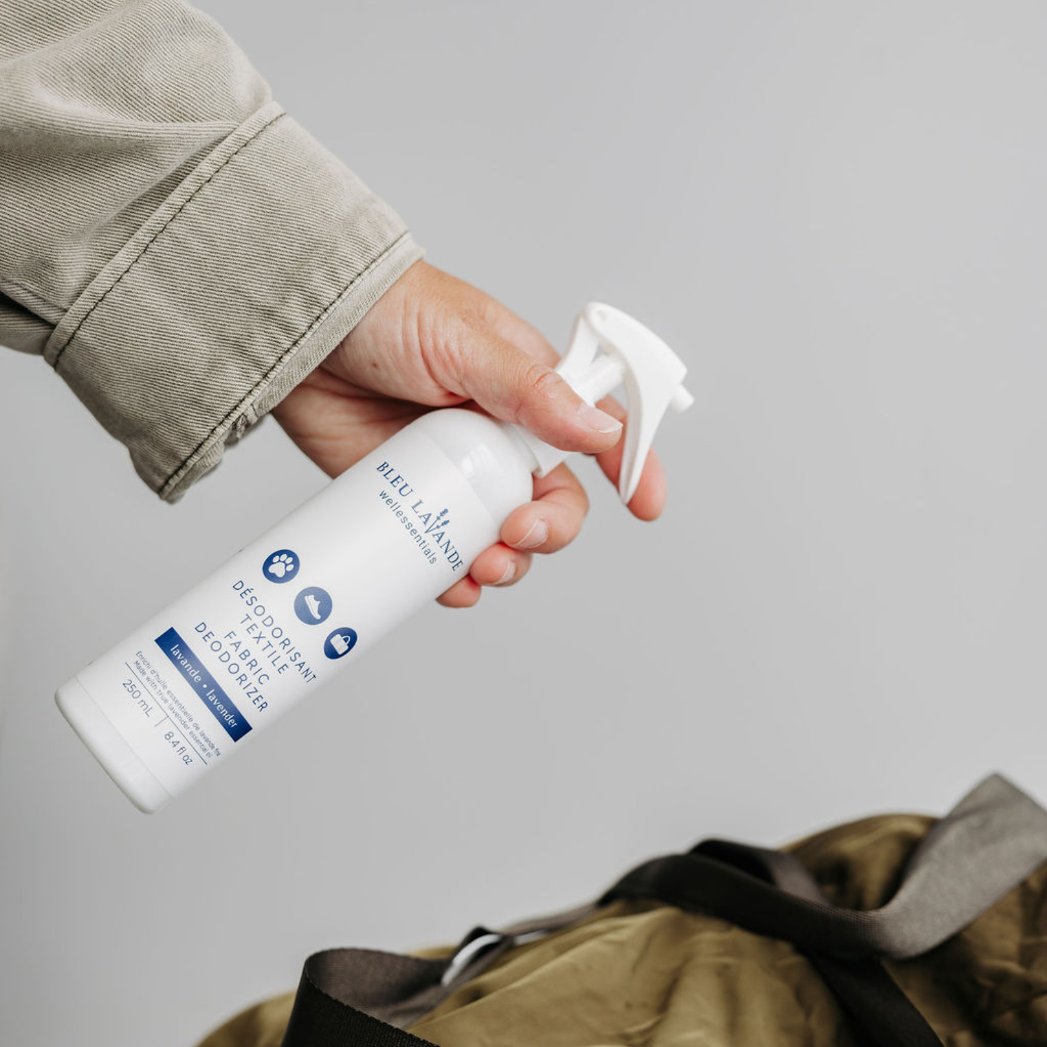 Désodorisant pour chaussures, sac et textiles d'animaux