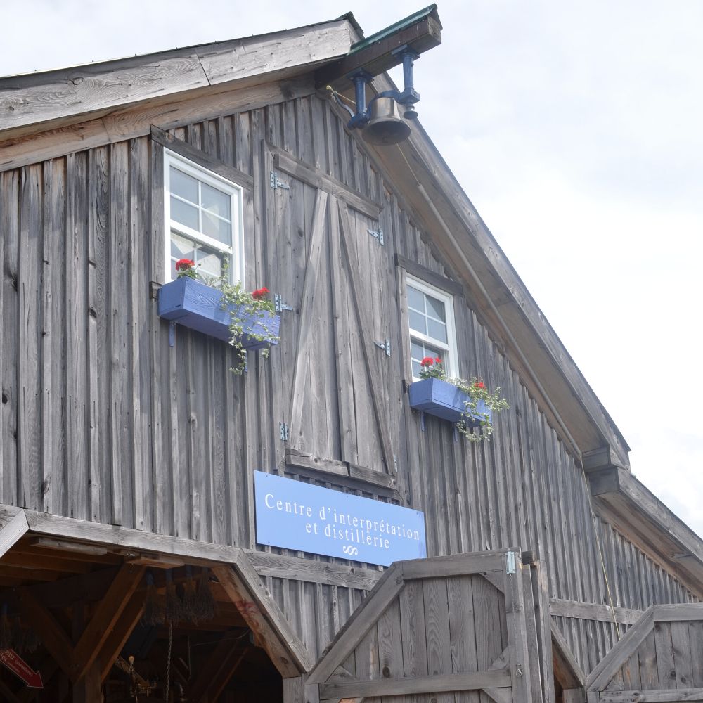 Ancien centre d'interprétation et distillerie de Bleu Lavande en Estrie