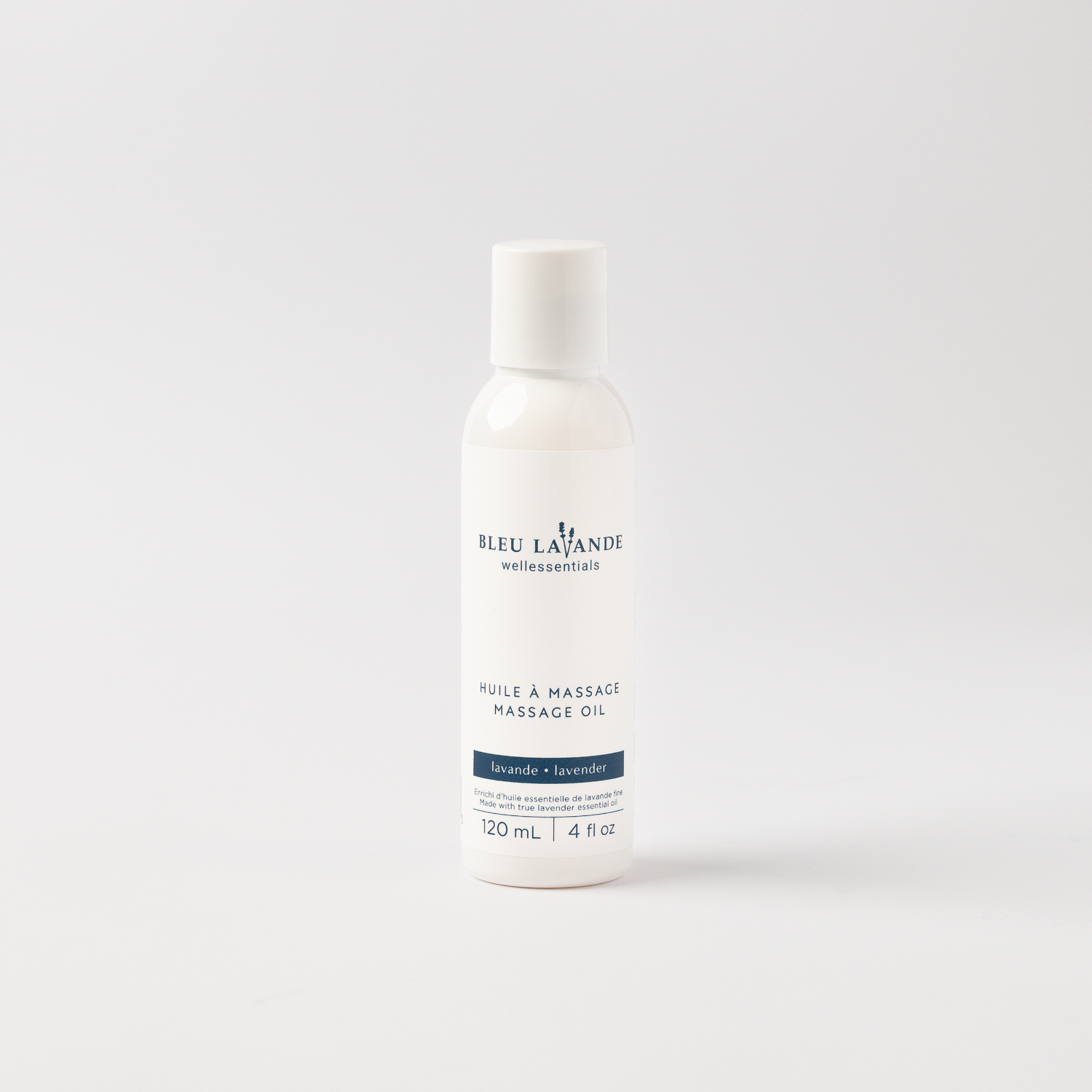 Huile à massage enrichie d'huile essentielle de lavande fine pour un moment relaxant