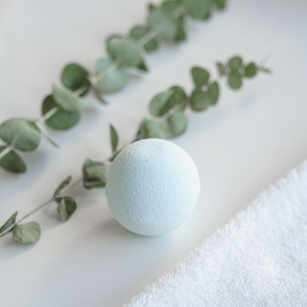 Bombe de bain effervescente lavande et eucalyptus sans fragrances artificielles